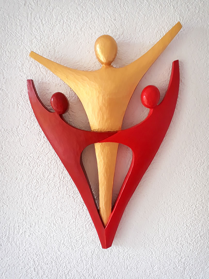 «Skulptur gold/rot» Thomas Moser – Kunst mit Holz