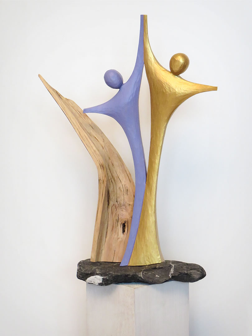 «Skulptur lavendel/gold» Thomas Moser – Kunst mit Holz